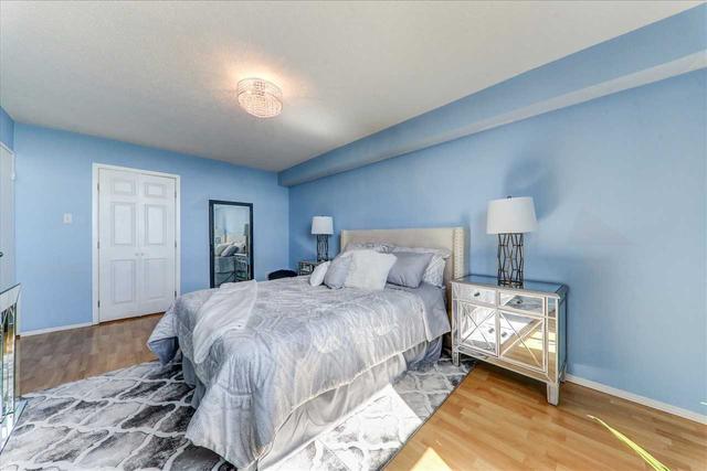1208 - 44 Falby Crt, Condo with 3 bedrooms, 2 bathrooms and 1 parking in Ajax ON | Image 11