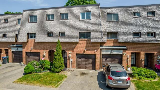 32 Briar Path, Townhouse with 3 bedrooms, 3 bathrooms and 2 parking in Brampton ON | Image 25