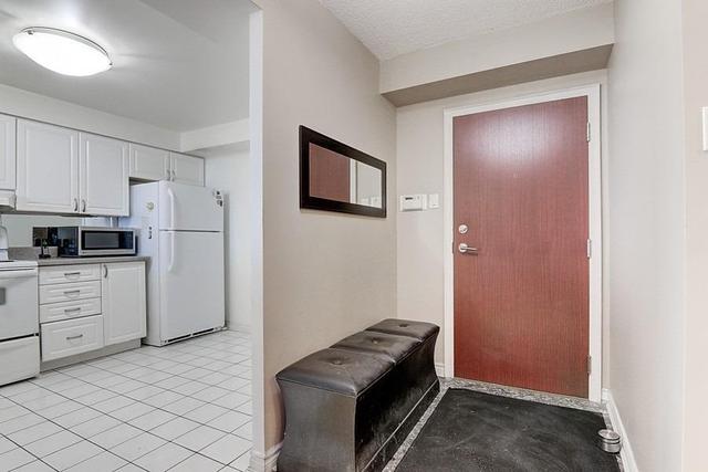 1008 - 1121 Steeles Ave W, Condo with 2 bedrooms, 2 bathrooms and 1 parking in Toronto ON | Image 7