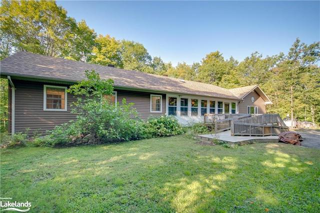 1255 Falkenburg Road, House detached with 3 bedrooms, 2 bathrooms and 20 parking in Muskoka Lakes ON | Image 46