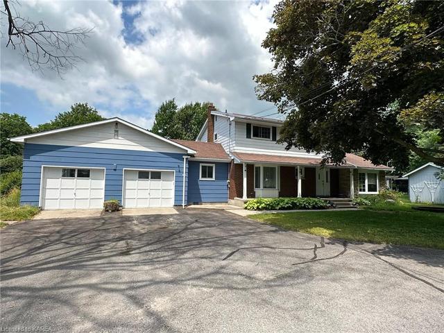 584 Trenton Frankford Road, House detached with 4 bedrooms, 1 bathrooms and null parking in Quinte West ON | Image 12