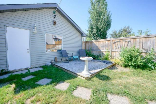 7 Elgin Bay Se, House semidetached with 2 bedrooms, 2 bathrooms and 2 parking in Calgary AB | Image 25