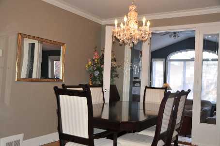 7 Barbara Cres, House detached with 4 bedrooms, 5 bathrooms and 2 parking in Toronto ON | Image 3