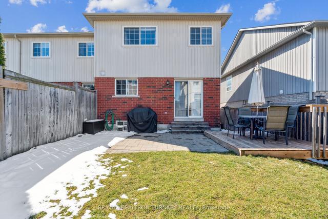 31 Hammill Hts, House attached with 3 bedrooms, 3 bathrooms and 3 parking in East Gwillimbury ON | Image 30
