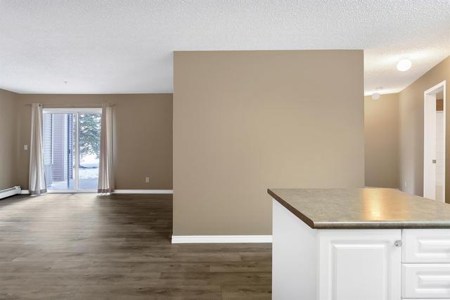 103 - 4000 Sommervale Court Sw, Condo with 2 bedrooms, 2 bathrooms and 1 parking in Calgary AB | Image 5