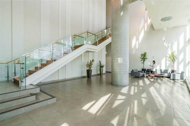 3111 - 29 Singer Crt, Condo with 2 bedrooms, 2 bathrooms and 1 parking in Toronto ON | Image 20