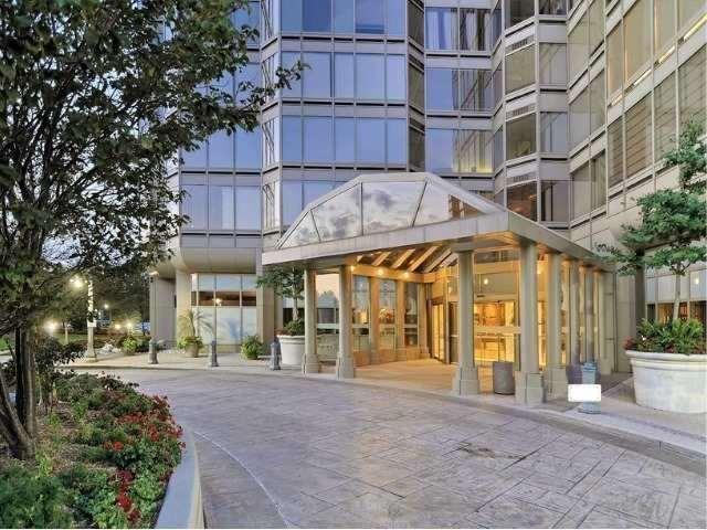 3307 - 1 Palace Pier Crt, Condo with 1 bedrooms, 1 bathrooms and 1 parking in Toronto ON | Card Image