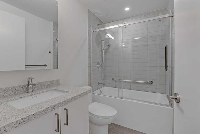 1506e - 8868 Yonge St, Condo with 3 bedrooms, 3 bathrooms and 1 parking in Richmond Hill ON | Image 11