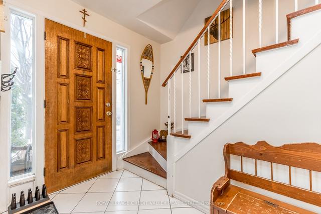47 Terra Cotta Cres, House detached with 4 bedrooms, 3 bathrooms and 5 parking in Brampton ON | Image 36