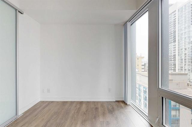 1702 - 60 Shuter St, Condo with 2 bedrooms, 2 bathrooms and 0 parking in Toronto ON | Image 16