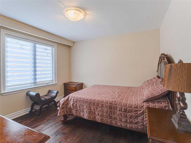 208 Acton Ave, House detached with 3 bedrooms, 2 bathrooms and 6 parking in Toronto ON | Image 9