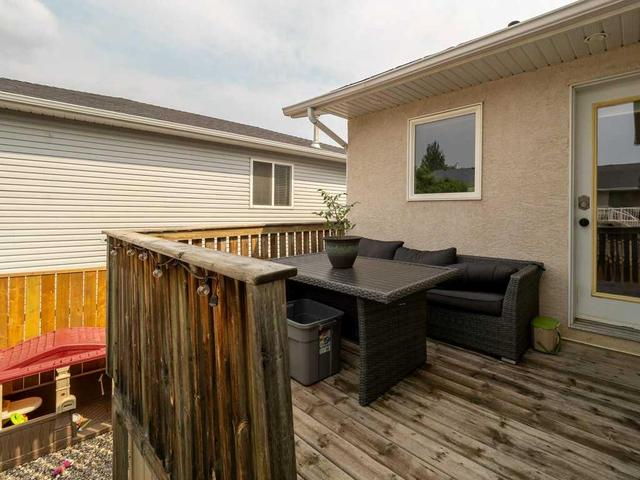 777 Red Crow Boulevard W, House detached with 4 bedrooms, 2 bathrooms and 2 parking in Lethbridge AB | Image 38