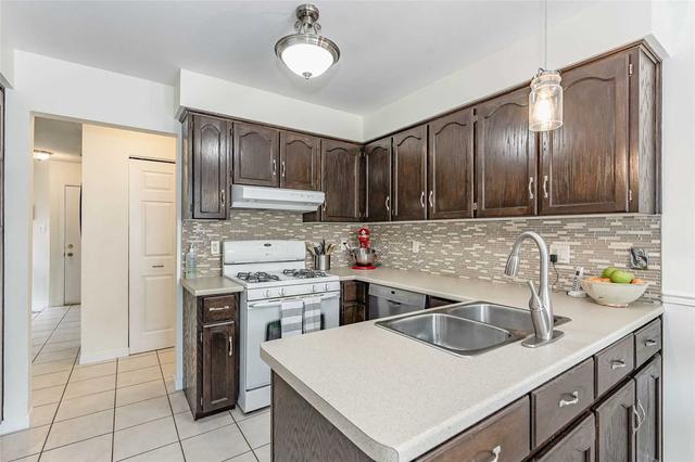 6 Mallard Crt, House detached with 3 bedrooms, 4 bathrooms and 4 parking in Guelph ON | Image 7
