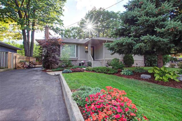346 Burton Rd, House detached with 3 bedrooms, 3 bathrooms and 5 parking in Oakville ON | Image 1