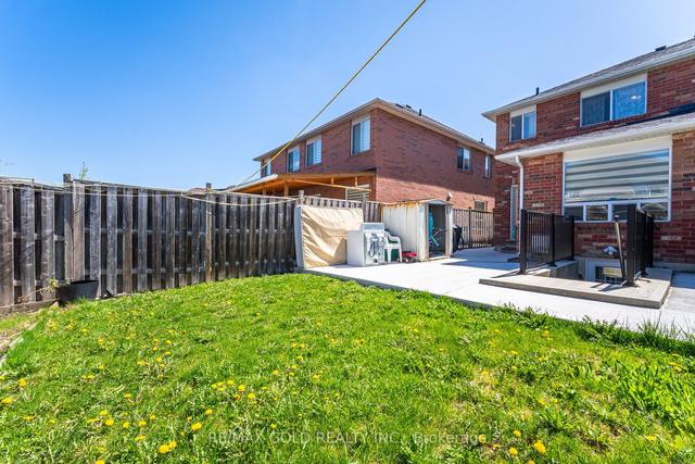 59 Eastway St, House semidetached with 3 bedrooms, 4 bathrooms and 5 parking in Brampton ON | Image 30