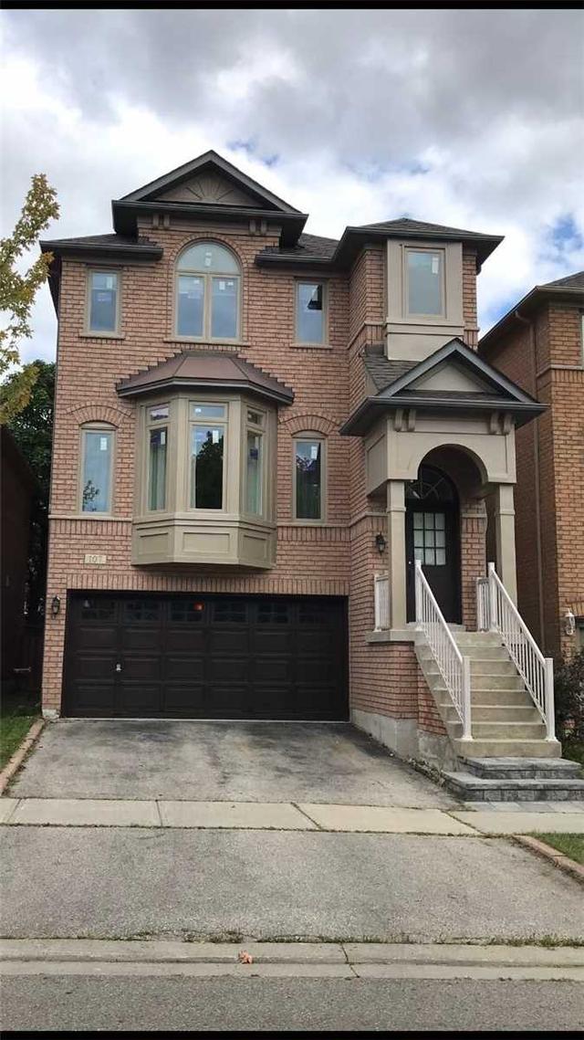 107 Brock Ave, House detached with 3 bedrooms, 3 bathrooms and 2 parking in Markham ON | Image 1