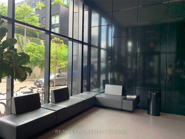 1003 - 51 Trolley Cres, Condo with 1 bedrooms, 1 bathrooms and 0 parking in Toronto ON | Image 10