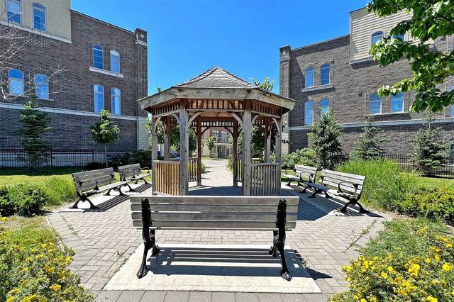6 - 228 Glad Park Ave W, Townhouse with 2 bedrooms, 3 bathrooms and 2 parking in Whitchurch Stouffville ON | Image 26