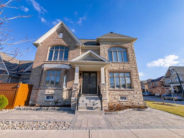 1 Selby Cres, House detached with 4 bedrooms, 4 bathrooms and 4 parking in Bradford West Gwillimbury ON | Image 1