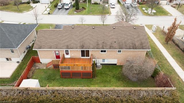46 Balvina Drive W, House detached with 2 bedrooms, 2 bathrooms and 1 parking in Goderich ON | Image 44