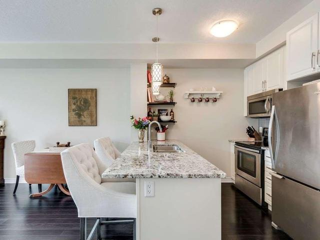 404 - 35 Southshore Cres, Condo with 2 bedrooms, 2 bathrooms and 2 parking in Hamilton ON | Image 8