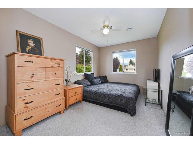 3373 198a Street, House detached with 4 bedrooms, 3 bathrooms and 6 parking in Langley BC | Image 21