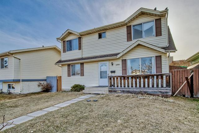 199 Templeby Drive Ne, House detached with 3 bedrooms, 1 bathrooms and 2 parking in Calgary AB | Image 3