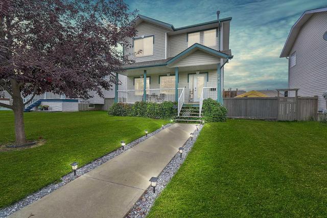 280 Pinnacle Drive, House detached with 3 bedrooms, 2 bathrooms and 4 parking in Grande Prairie AB | Image 1
