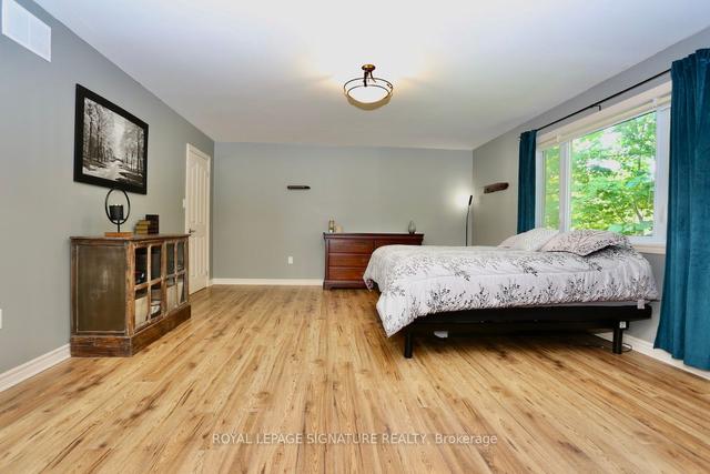 183 Beehive Dr, House detached with 3 bedrooms, 3 bathrooms and 25 parking in Kawartha Lakes ON | Image 2