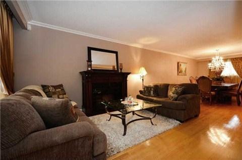 95 Hawman Ave, House detached with 4 bedrooms, 5 bathrooms and 6 parking in Vaughan ON | Image 9