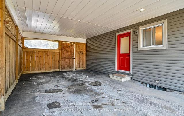 1018 Maria St, House detached with 3 bedrooms, 1 bathrooms and 10 parking in Selwyn ON | Image 16