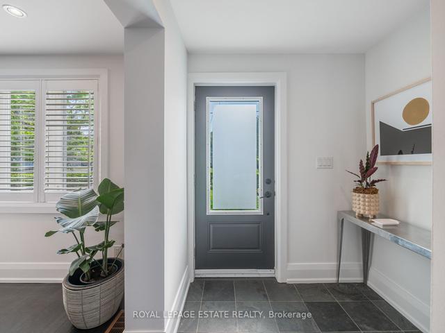 337 Blantyre Ave, House semidetached with 3 bedrooms, 2 bathrooms and 2 parking in Toronto ON | Image 38