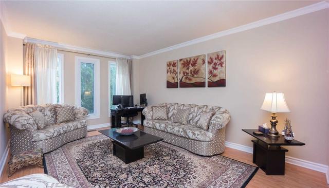 26 Featherstone Ave, House detached with 4 bedrooms, 4 bathrooms and 4 parking in Markham ON | Image 12