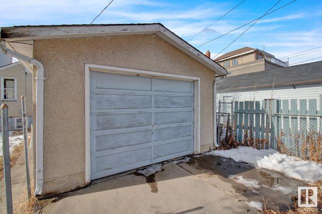 10829 98 St Nw, House detached with 4 bedrooms, 1 bathrooms and null parking in Edmonton AB | Image 46