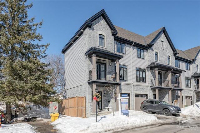701 Reverie Private, Townhouse with 2 bedrooms, 3 bathrooms and 2 parking in Ottawa ON | Image 2