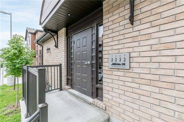 8 - 25 Madelaine Dr, Condo with 2 bedrooms, 2 bathrooms and 1 parking in Barrie ON | Image 2