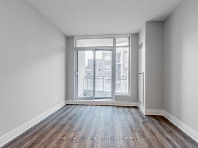 1301 - 8 Scollard St, Condo with 1 bedrooms, 1 bathrooms and 0 parking in Toronto ON | Image 7