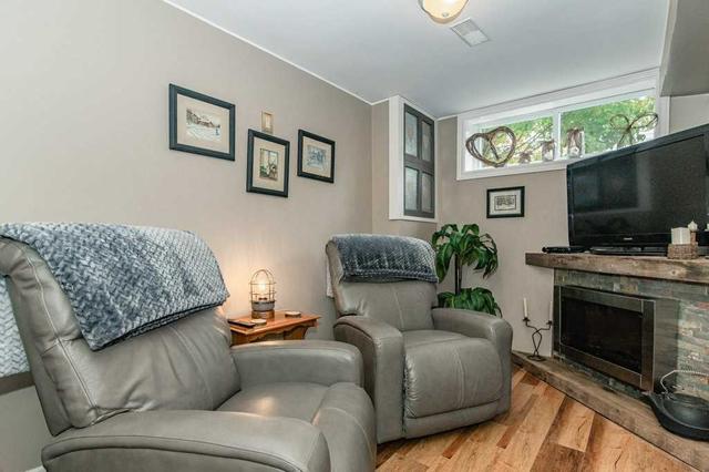 99 Mercer St, House detached with 3 bedrooms, 1 bathrooms and 3 parking in Guelph ON | Image 20