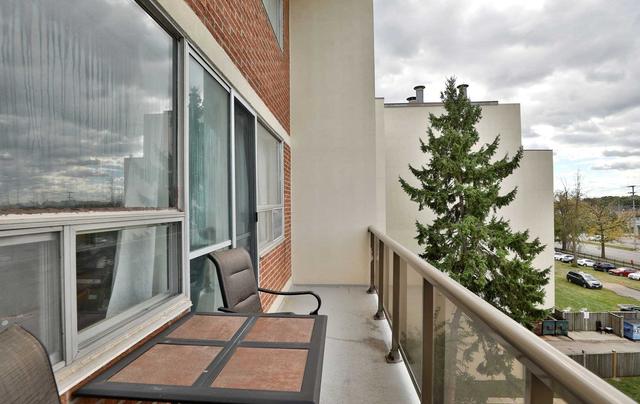 317 - 1050 Stainton Dr, Condo with 3 bedrooms, 2 bathrooms and 1 parking in Mississauga ON | Image 2