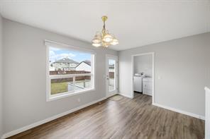 51 Taravista Gardens Ne, Home with 3 bedrooms, 2 bathrooms and 2 parking in Calgary AB | Image 1