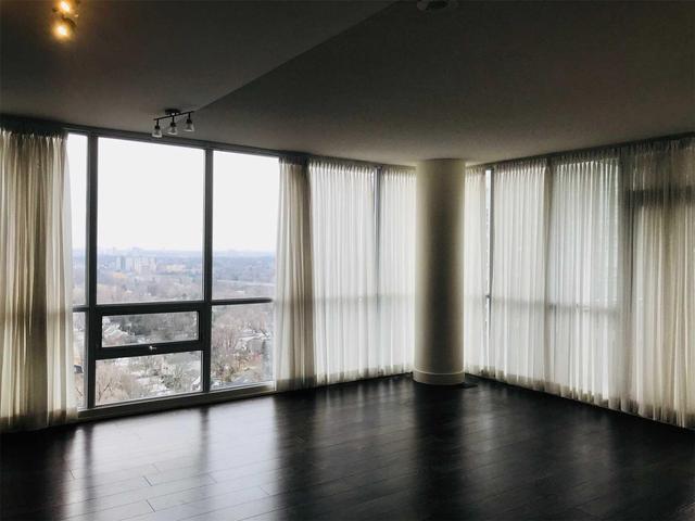 2009 - 23 Sheppard Ave E, Condo with 2 bedrooms, 2 bathrooms and 1 parking in Toronto ON | Image 4