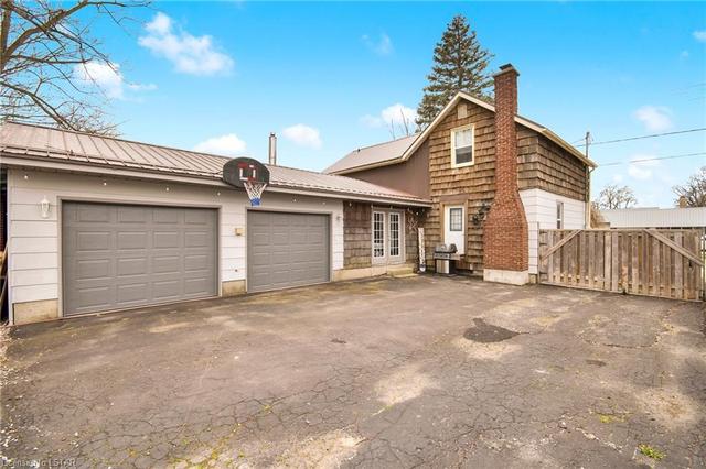 288 Main Street, House detached with 3 bedrooms, 2 bathrooms and 8 parking in North Middlesex ON | Image 22
