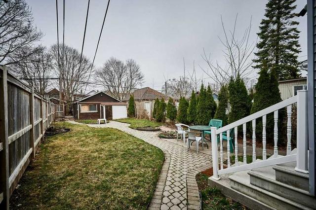 16 Thyra Ave, House detached with 5 bedrooms, 3 bathrooms and 2 parking in Toronto ON | Image 26