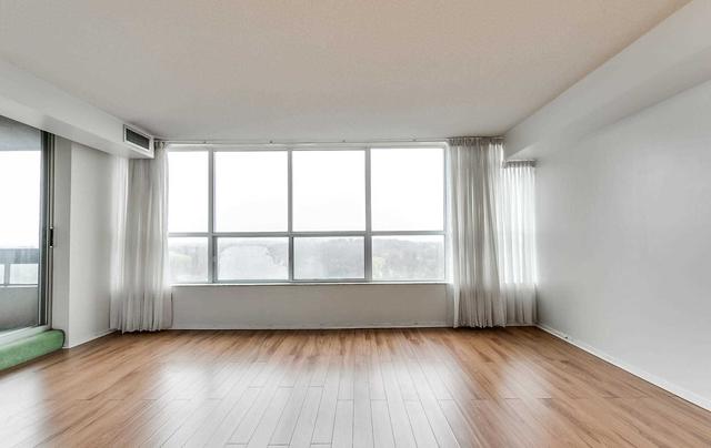 1403 - 2365 Kennedy Rd, Condo with 2 bedrooms, 2 bathrooms and 1 parking in Toronto ON | Image 24
