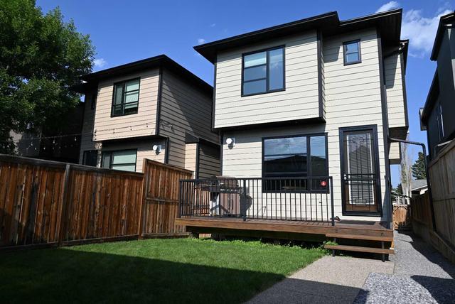 929 41 Street Sw, House detached with 4 bedrooms, 3 bathrooms and 2 parking in Calgary AB | Image 36
