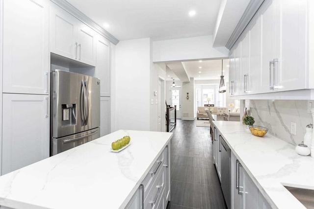 420 Ossington Ave, House detached with 4 bedrooms, 4 bathrooms and 0 parking in Toronto ON | Image 9