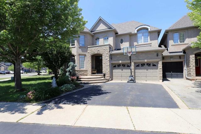 1229 Agram Dr, House attached with 3 bedrooms, 4 bathrooms and 4 parking in Oakville ON | Image 12