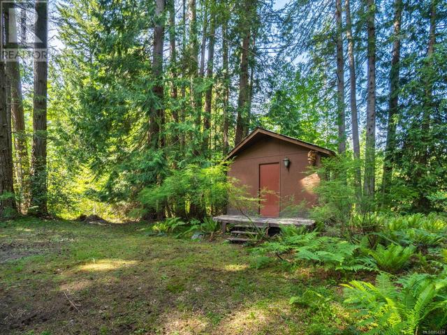 1454 Milstead Rd, House detached with 2 bedrooms, 2 bathrooms and 3 parking in Strathcona B BC | Image 63