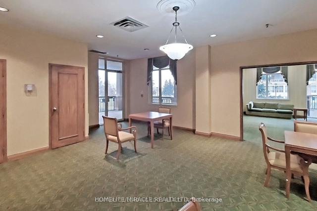 1212 - 400 Mclevin Ave, Condo with 1 bedrooms, 1 bathrooms and 1 parking in Toronto ON | Image 11