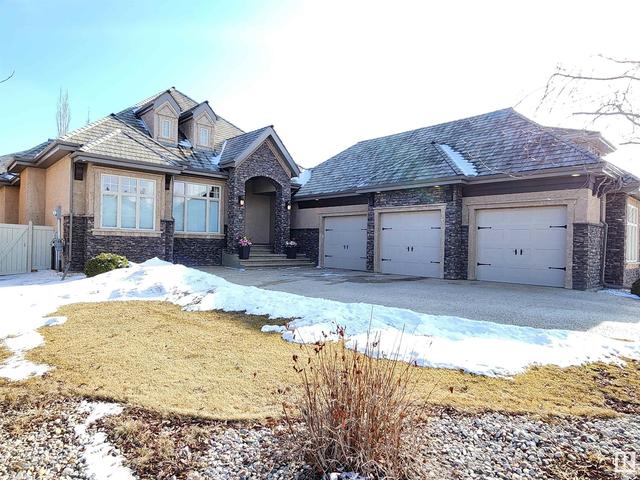 2423 Cameron Ravine Dr Nw, House detached with 5 bedrooms, 3 bathrooms and null parking in Edmonton AB | Image 2